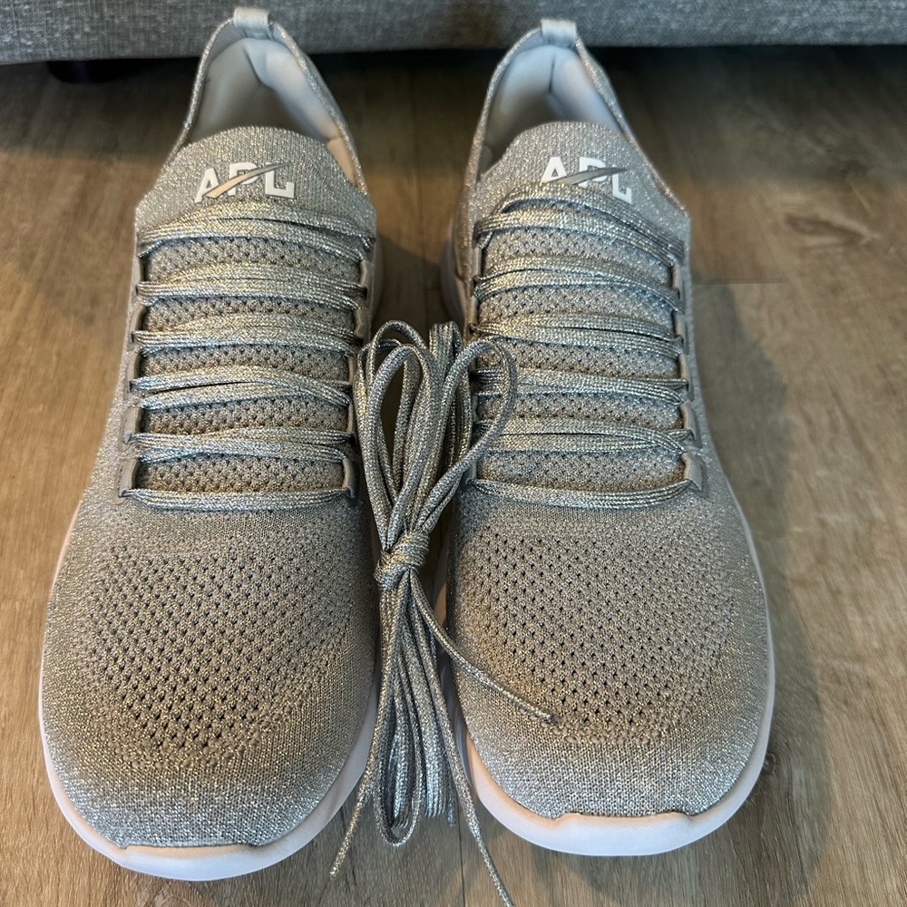 Men’s Techloom APL tennis shoes